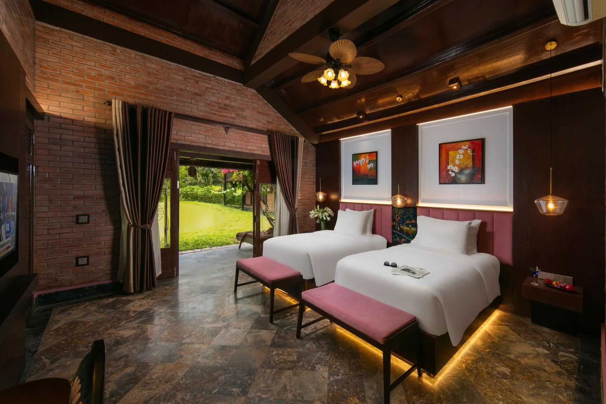 Asean Resort - Shiki Onsen & Spa Hanoi Bagian luar foto