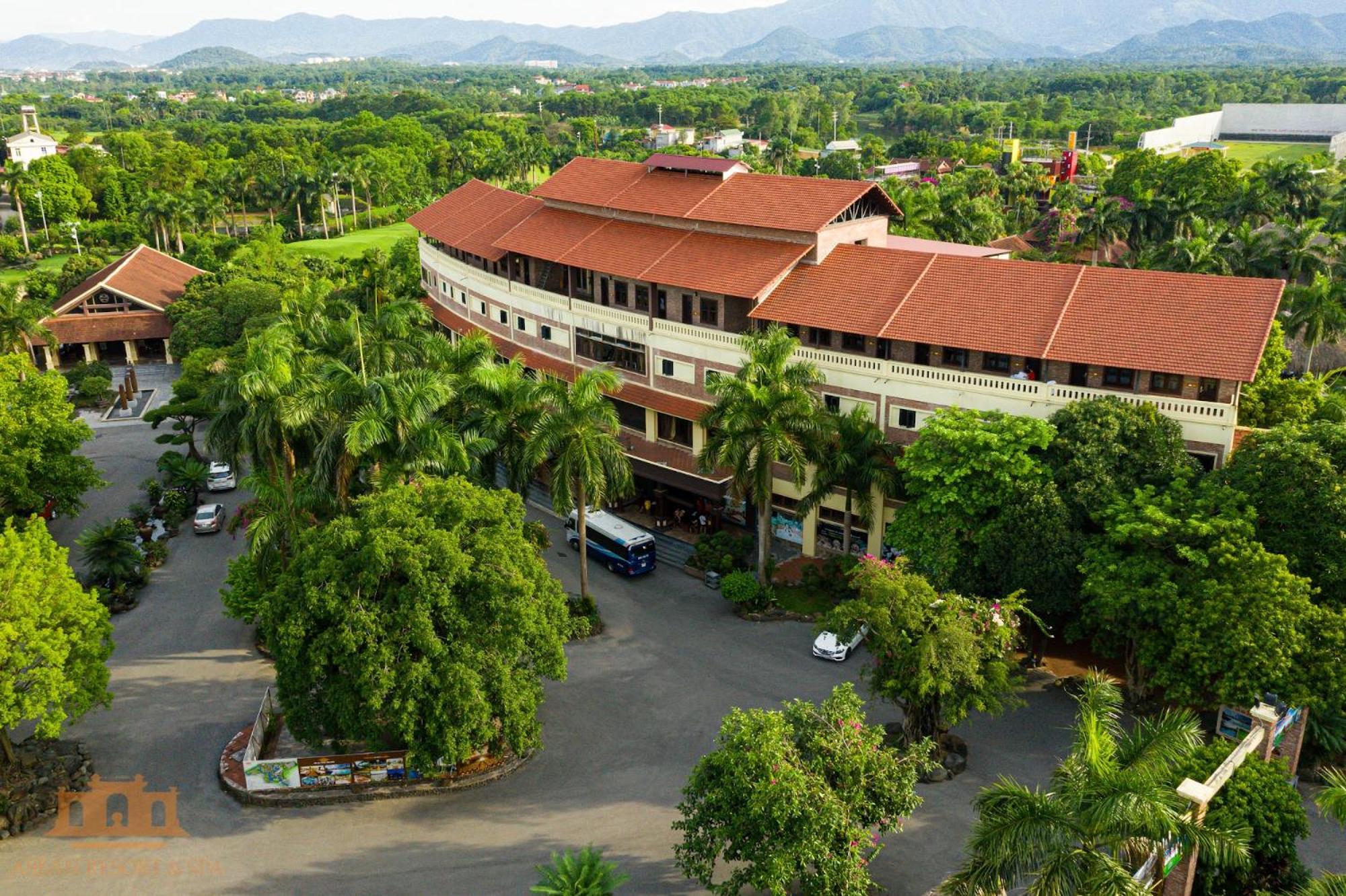 Asean Resort - Shiki Onsen & Spa Hanoi Bagian luar foto
