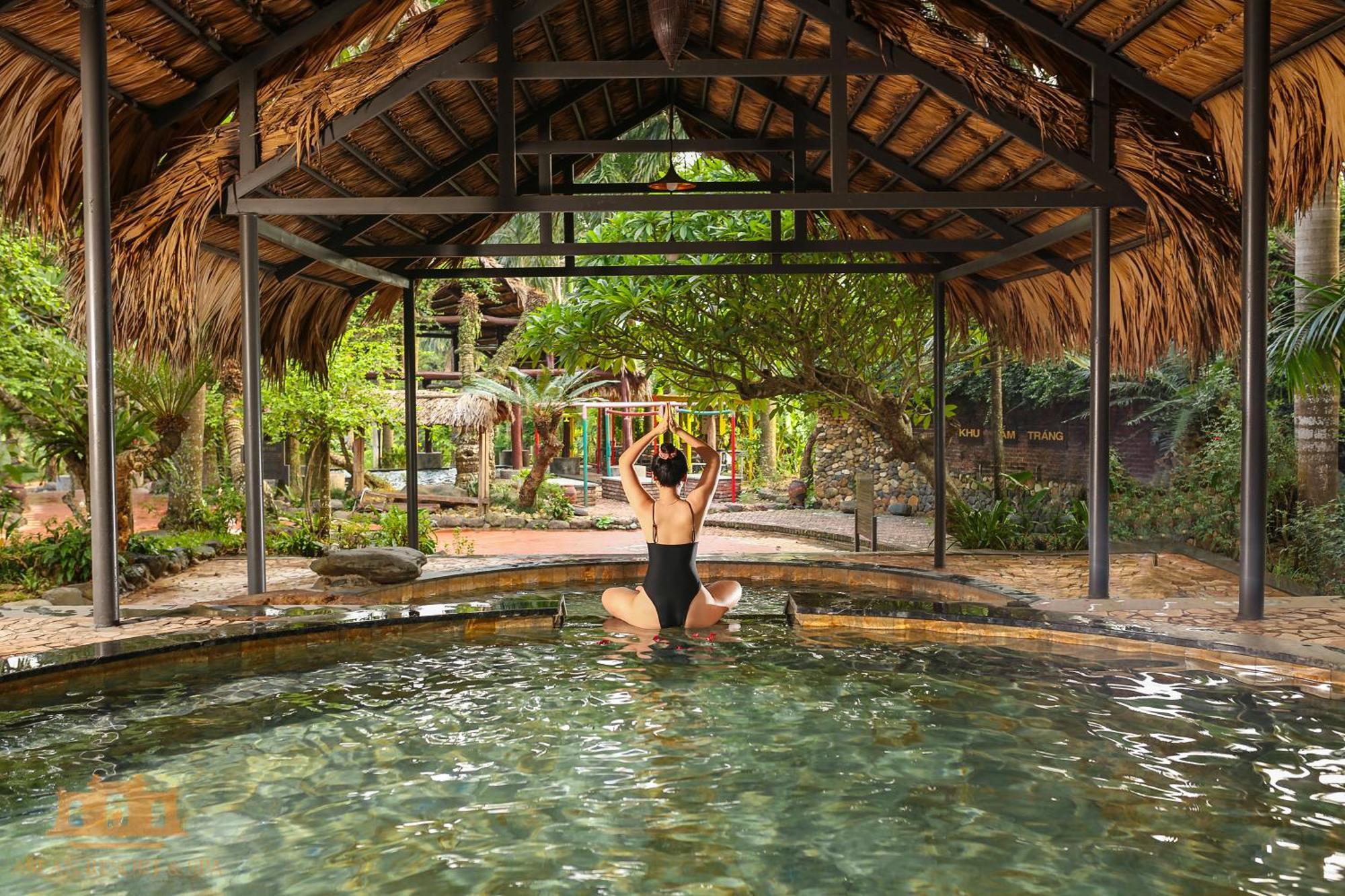Asean Resort - Shiki Onsen & Spa Hanoi Bagian luar foto